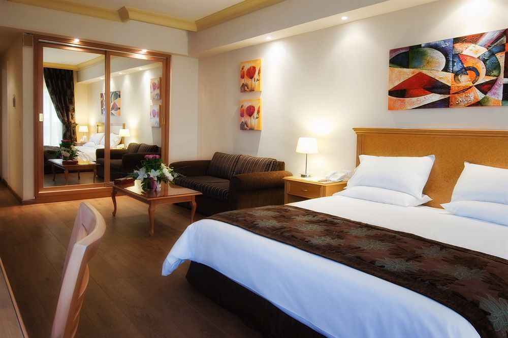 Rawche Universal Apartments Beirut Rom bilde